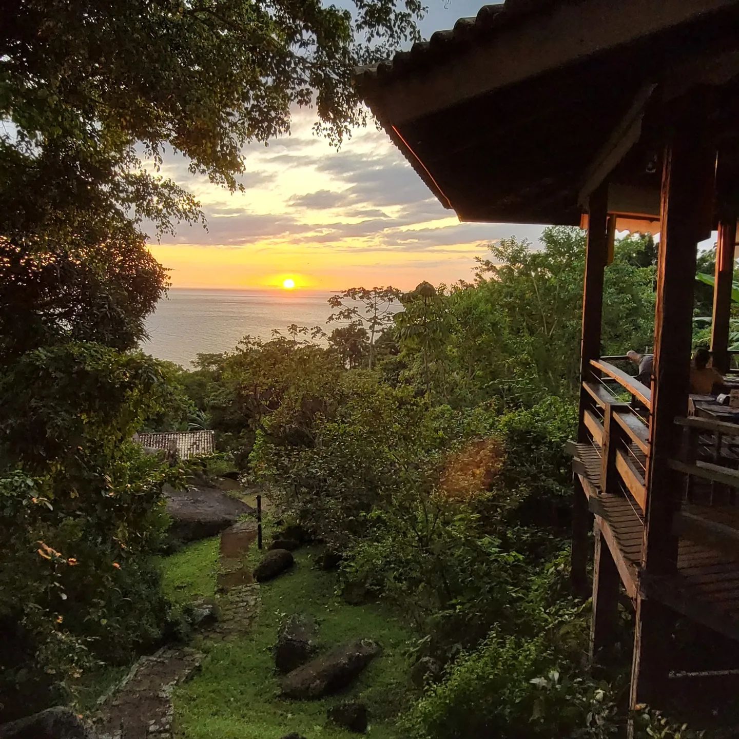 Restaurante Nova Iorqui - Próximo à Casamar Ilhabela