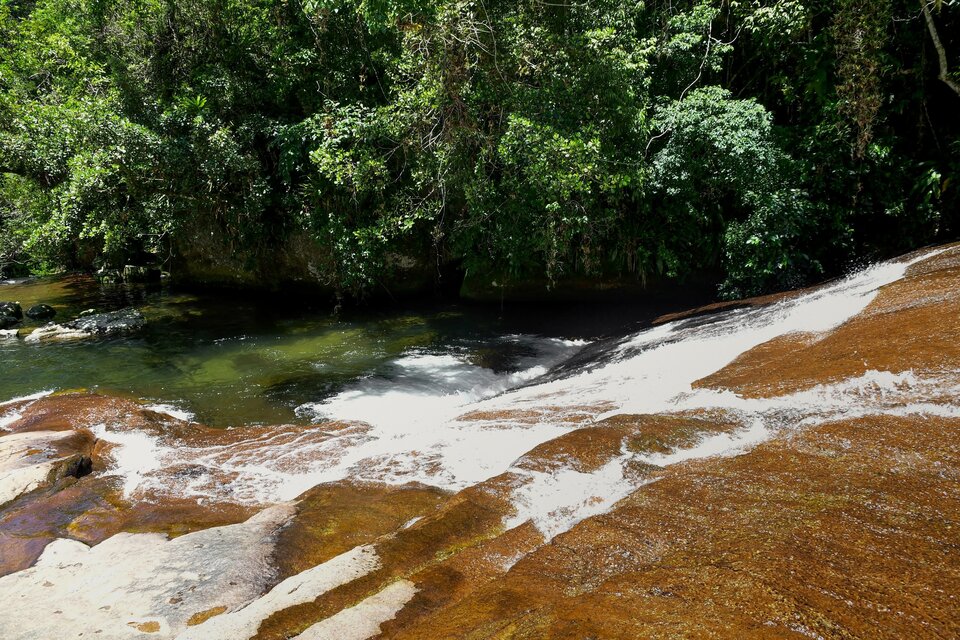 Cachoeira da Laje - Foto: Paulo Stefani / Sectur Ilhabela